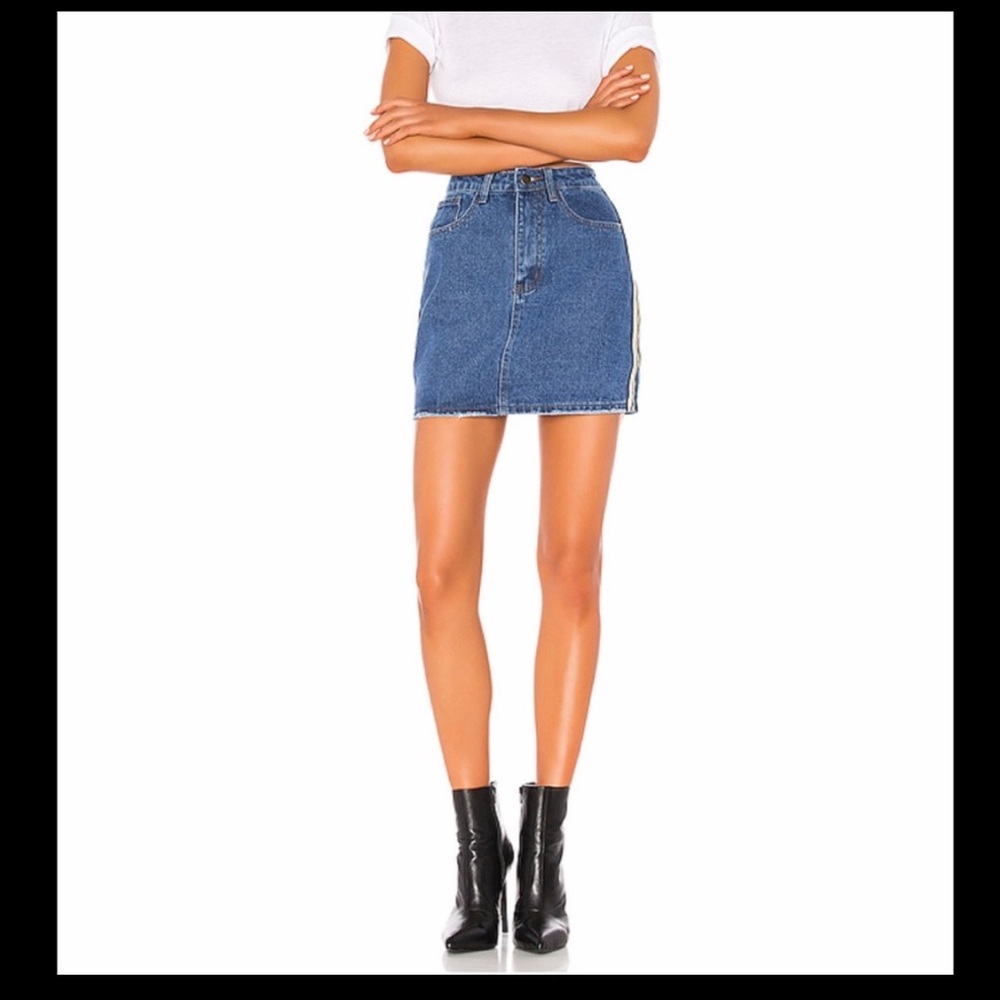 Superdown Marianna Side Stripe Skirt in Mid
Blue Wash